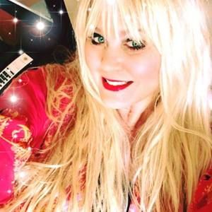 Meet your Posher, Jeanne